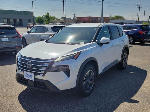 Everest White P 2024 Nissan Rogue SV