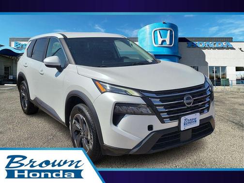 Everest White P 2024 Nissan Rogue SV