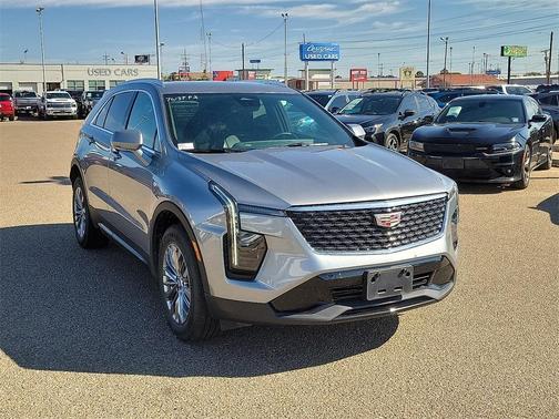 2025 Cadillac XT4 Premium Luxury