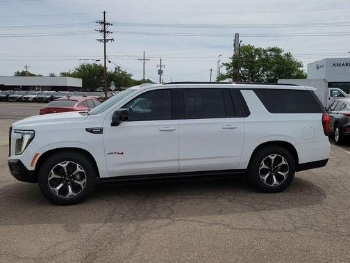 Summit White 2026 GMC Yukon XL AT4