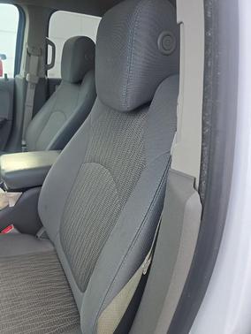 Summit White 2017 Chevrolet Traverse LS