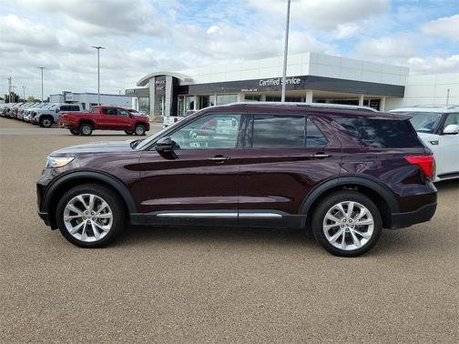 2023 Ford Explorer Platinum