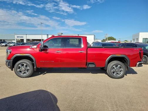 2025 GMC Sierra 2500 SLT