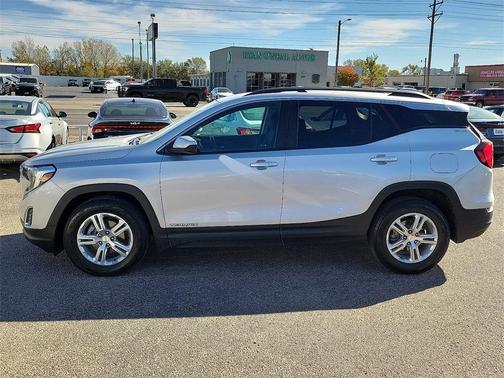 2021 GMC Terrain SLE