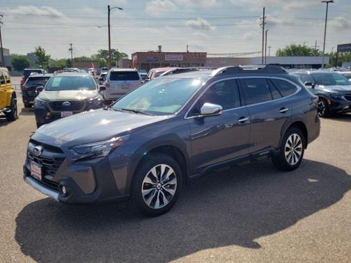 Magnetite Gray Metallic 2025 Subaru Outback Touring XT