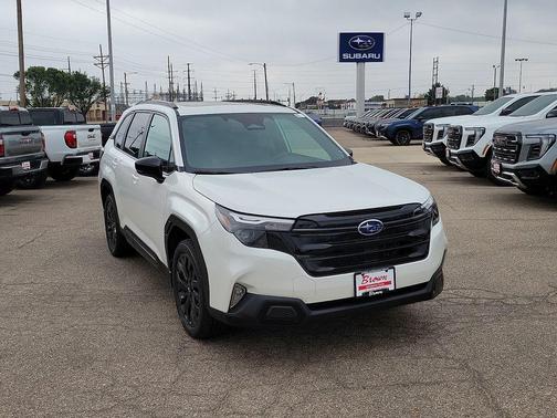 Crystal White Pearl 2026 Subaru Forester Sport