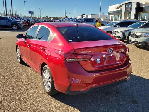 2022 Hyundai Accent SEL