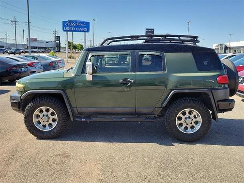 2012 Toyota FJ Cruiser Base