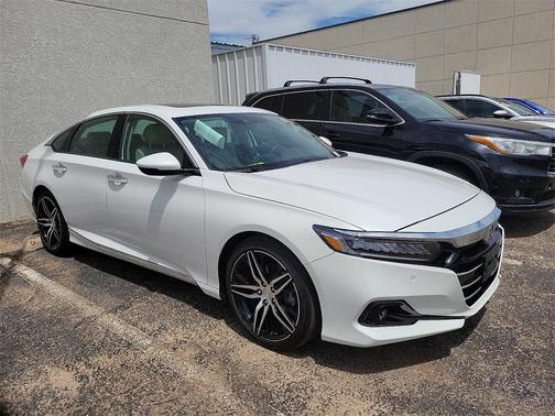 2022 Honda Accord Hybrid Touring