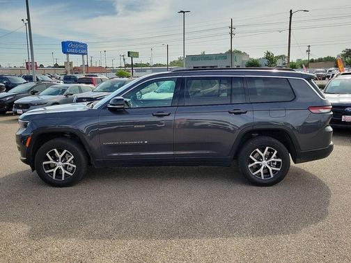 Metallic 2024 Jeep Grand Cherokee L Limited