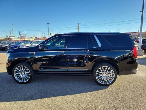 2025 GMC Yukon Denali