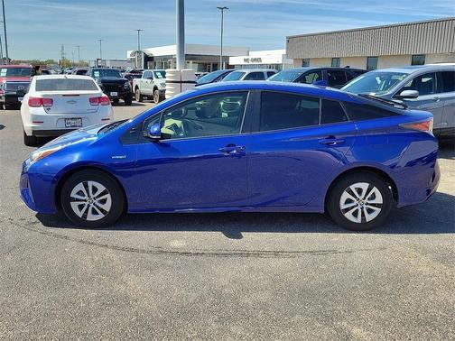 2018 Toyota Prius Three