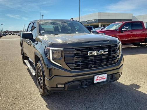 2023 GMC Sierra 1500 Elevation