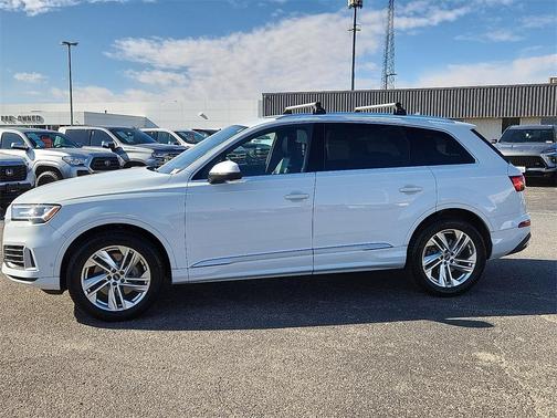 2021 Audi Q7 55 Premium Plus