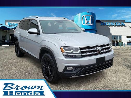 Reflex Silver Metallic 2019 Volkswagen Atlas 2.0T SE