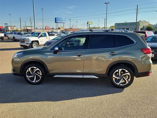 2023 Subaru Forester Touring