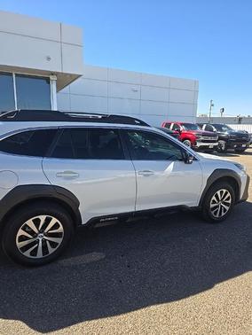 Crystal White Pearl 2024 Subaru Outback Premium