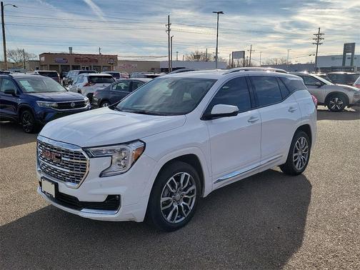 2023 GMC Terrain Denali