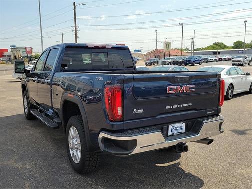 2022 GMC Sierra 2500 SLT