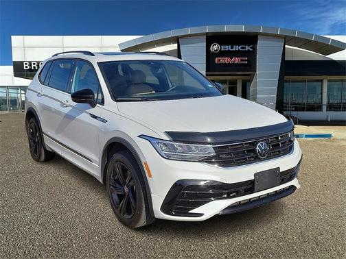 2024 Volkswagen Tiguan 2.0T SE R-Line Black