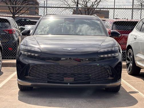 2024 Genesis GV60 Standard