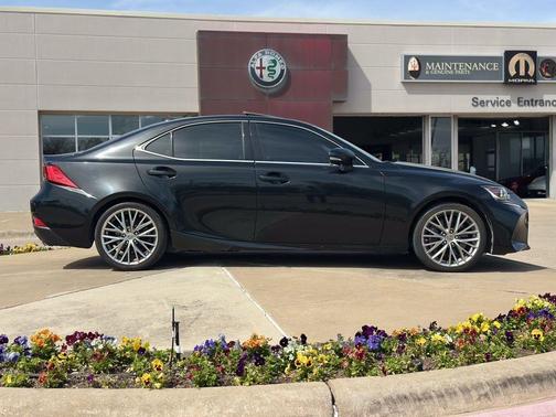 2017 Lexus IS 200t Base