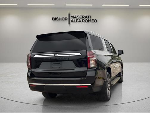 Black 2022 Chevrolet Suburban LT