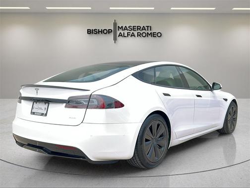 2021 Tesla Model S Plaid