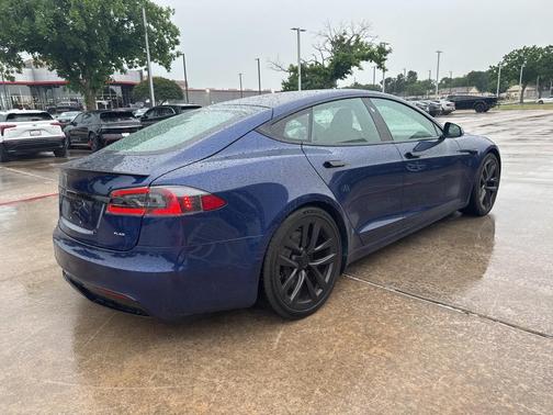 2021 Tesla Model S Plaid