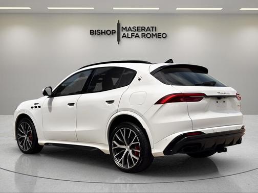 White 2024 Maserati Grecale Trofeo