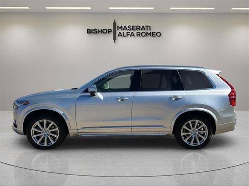 2017 Volvo XC90 T6 Inscription