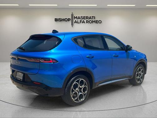 Misano Blue Metallic 2024 Alfa Romeo Tonale Ti