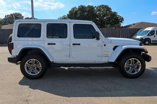 2020 Jeep Wrangler Unlimited Sahara