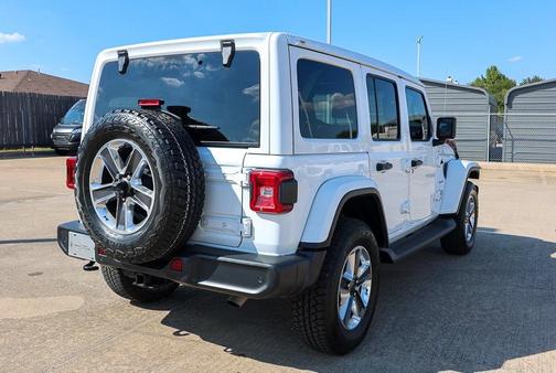 2020 Jeep Wrangler Unlimited Sahara