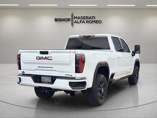 2024 GMC Sierra 2500 AT4