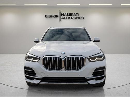 2023 BMW X5 sDrive40i
