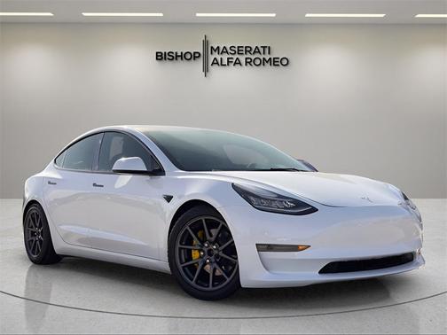2022 Tesla Model 3 Long Range