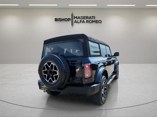 2022 Ford Bronco Outer Banks