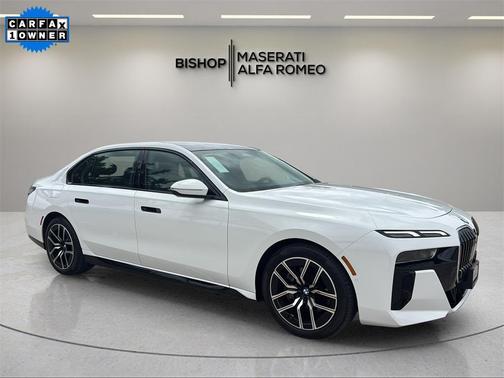 2024 BMW 740 i