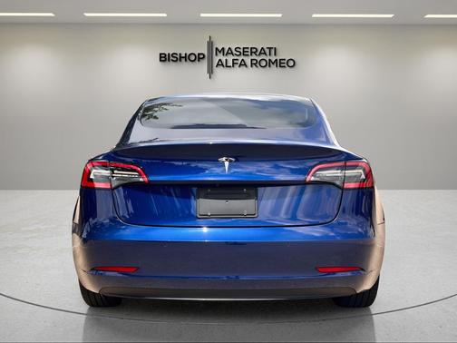 Blue 2021 Tesla Model 3 Standard Range Plus