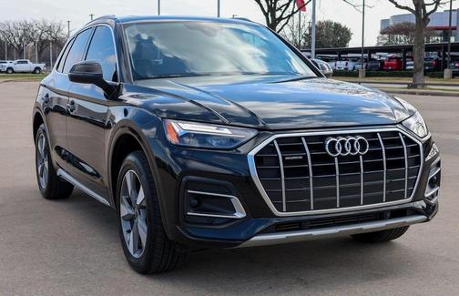 2024 Audi Q5 40 Premium