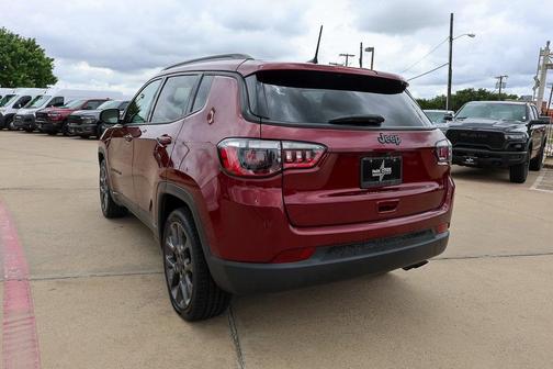 2021 Jeep Compass 80th Special Edition