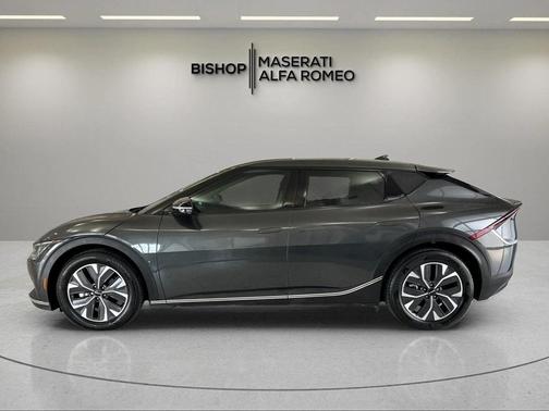 2024 Kia EV6 Light