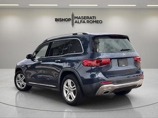 Blue 2022 Mercedes-Benz GLB 250 Base