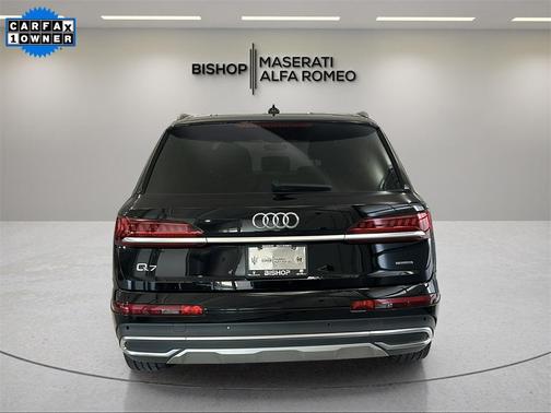 2021 Audi Q7 45 Premium Plus