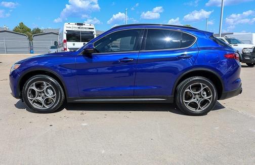 2022 Alfa Romeo Stelvio Sprint