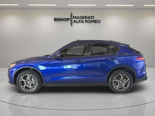 2022 Alfa Romeo Stelvio Sprint