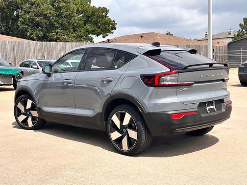 Thunder Gray Metallic 2023 Volvo C40 Recharge Pure Electric Twin Plus