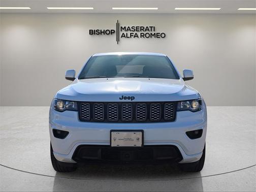 2022 Jeep Grand Cherokee WK Laredo