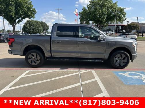 2022 Ford F-150 Lightning LARIAT